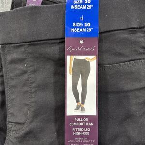 Gloria Vanderbilt Women's Pull On Comfort Jean Fitted Leg Jean 10 Inseam 29”